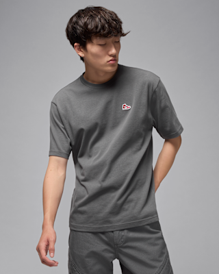 ジョーダン ブランド メンズ Tシャツ すぐ届く！ NIKE公式】ジョーダン ブランド メンズ スニーカー パッチ T